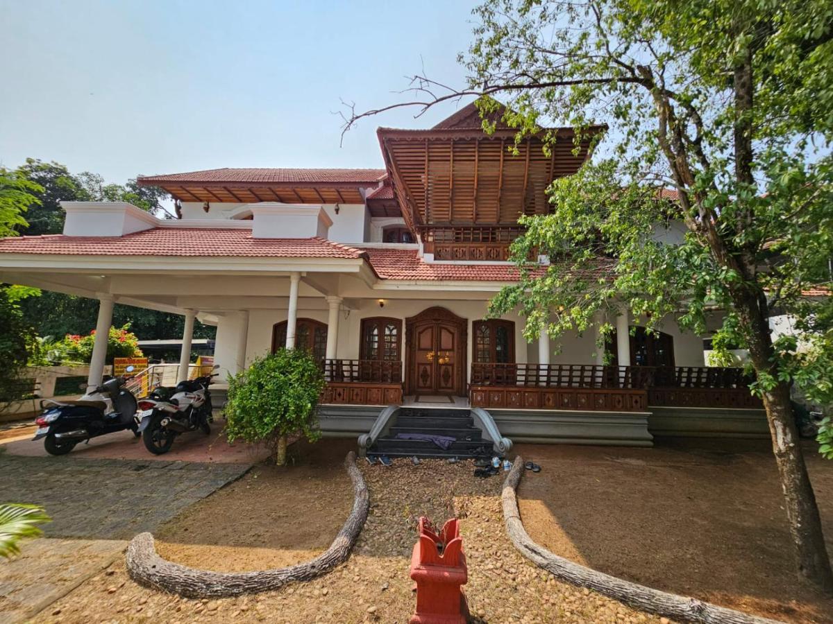 Dream Palace Alappuzha Εξωτερικό φωτογραφία