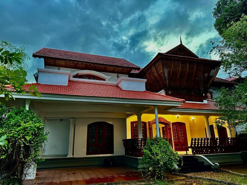 Dream Palace Alappuzha Εξωτερικό φωτογραφία