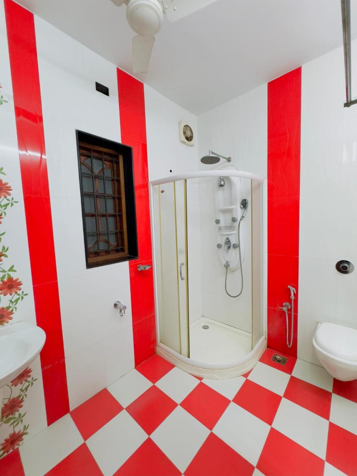Dream Palace Alappuzha Εξωτερικό φωτογραφία